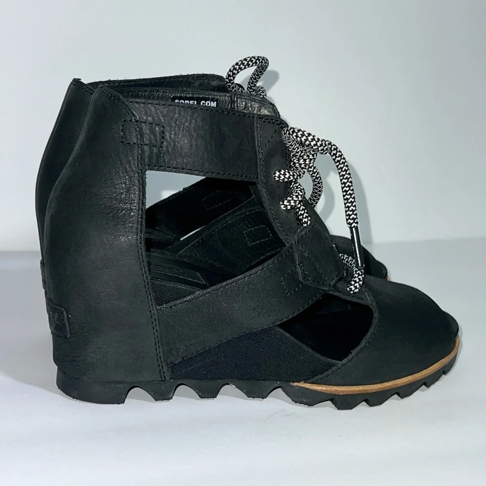 Sorel Women's‎ Leather Joanie Lace Sandal Sz 9 In Black